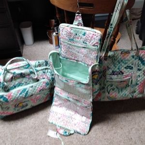 Vera bradley travel set